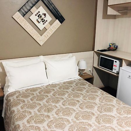 Hotel Westphal เปโลตัส ภายนอก รูปภาพ
