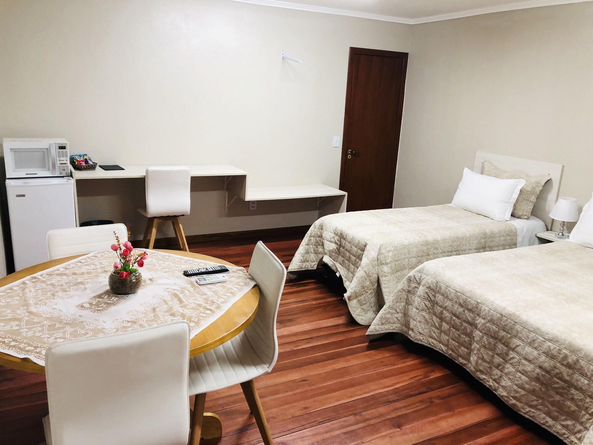 Hotel Westphal เปโลตัส ภายนอก รูปภาพ