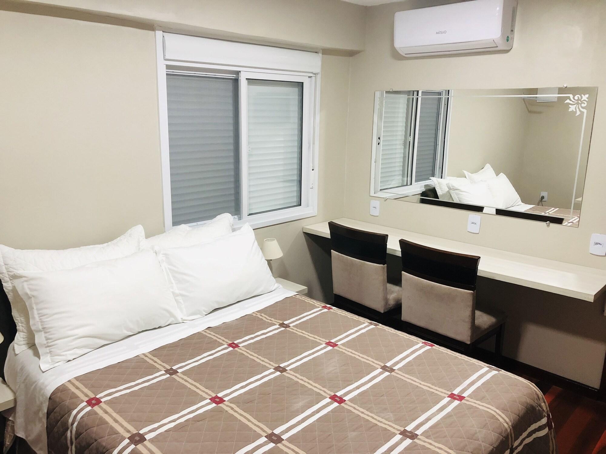 Hotel Westphal เปโลตัส ภายนอก รูปภาพ